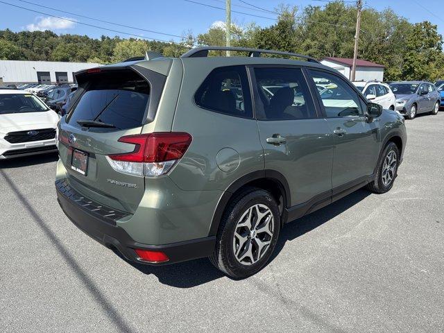Photo of 2019 Jasper Green Metallic Subaru Forester