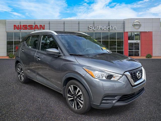 Photo of 2020 Gun Metallic Nissan Kicks
