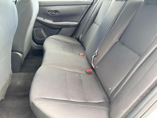 Photo of 2024 Cloud White Nissan Sentra
