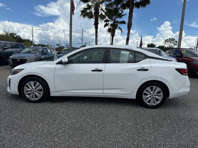 Photo of 2024 Cloud White Nissan Sentra