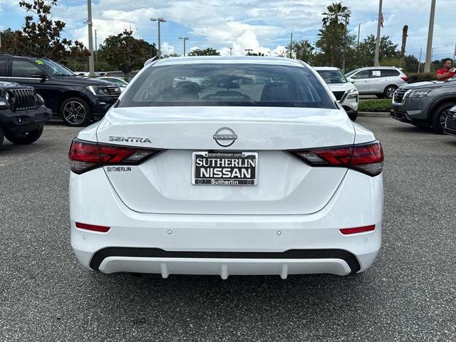 Photo of 2024 Cloud White Nissan Sentra