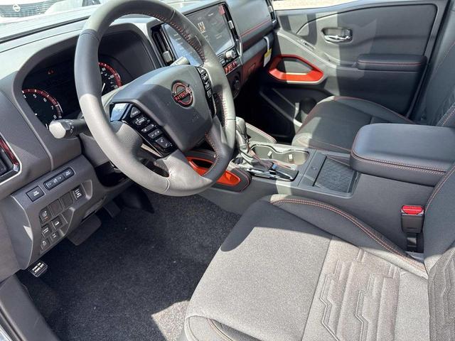 Photo of 2025 Boulder Gray Metallic Nissan Frontier