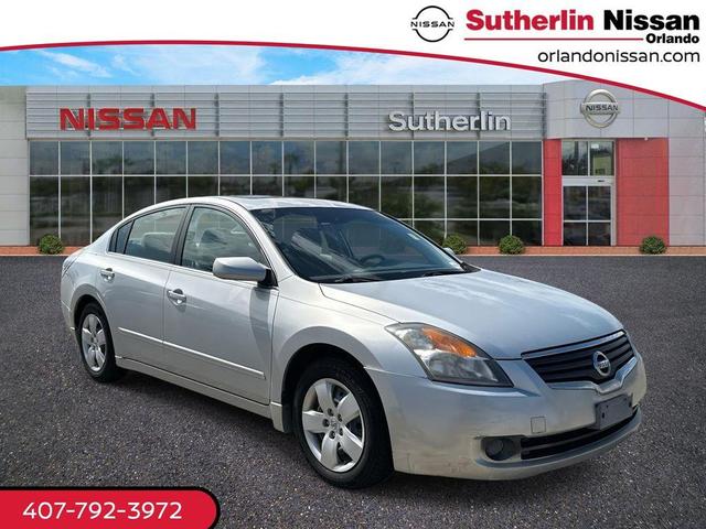 Photo of 2007 Radiant Silver Nissan Altima