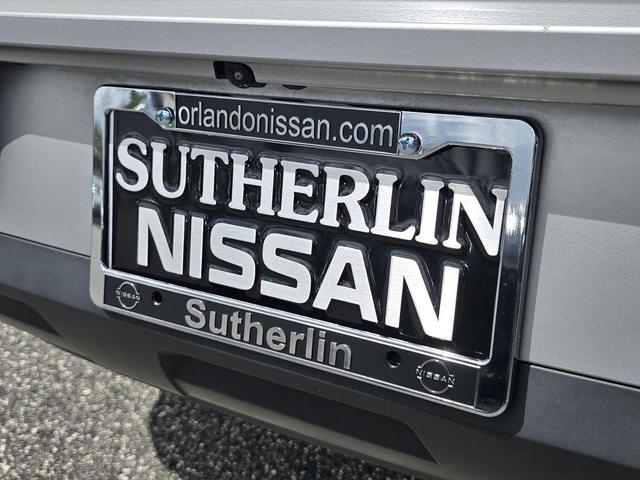 Photo of 2023 White Nissan Pathfinder