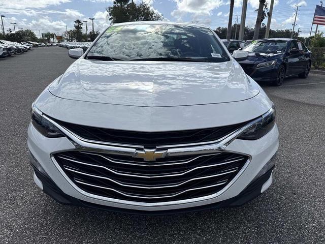 Photo of 2023 Summit White Chevrolet Malibu