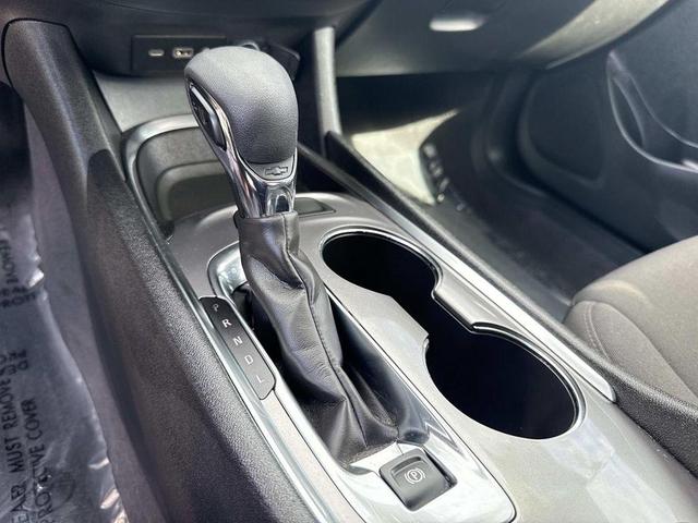 Photo of 2023 Summit White Chevrolet Malibu