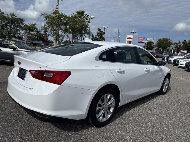 Photo of 2023 Summit White Chevrolet Malibu