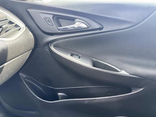 Photo of 2023 Summit White Chevrolet Malibu