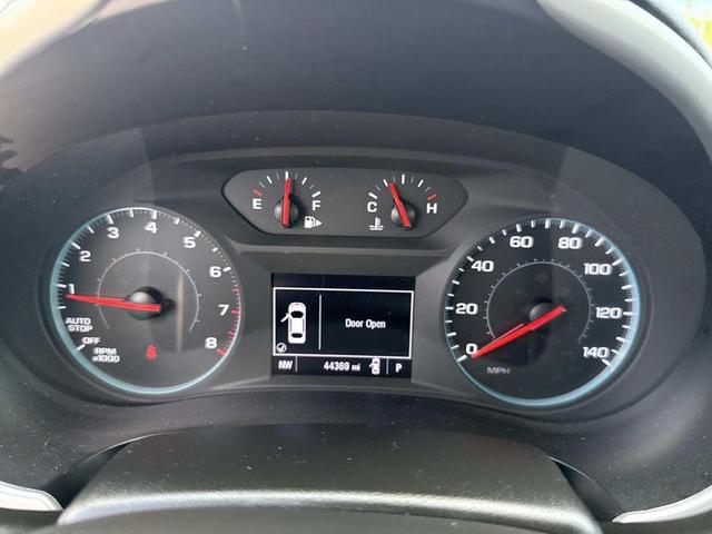 Photo of 2023 Summit White Chevrolet Malibu