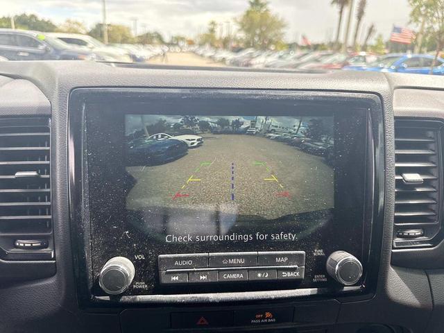 Photo of 2022 Glacier White Nissan Frontier