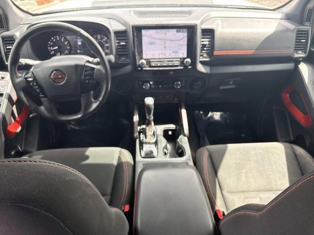 Photo of 2022 Glacier White Nissan Frontier