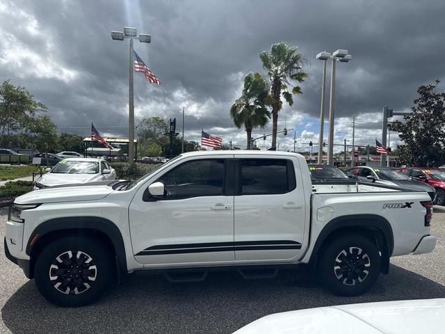 Photo of 2022 Glacier White Nissan Frontier
