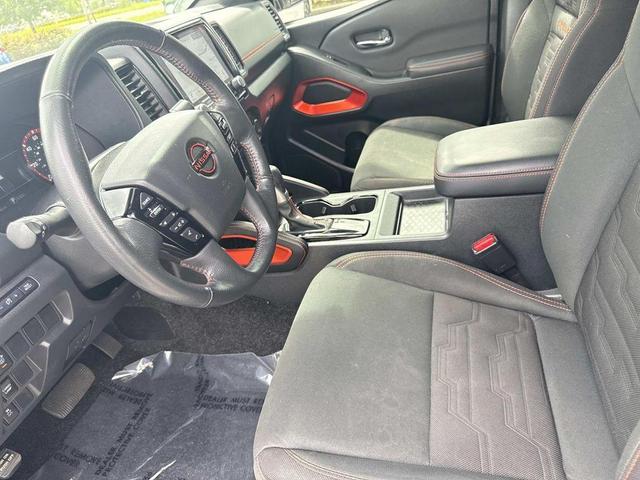 Photo of 2022 Glacier White Nissan Frontier