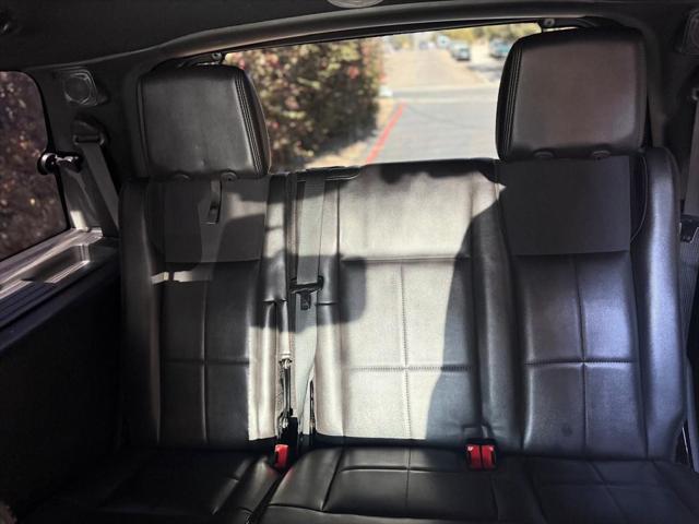 Photo of 2013 Black Lincoln Navigator