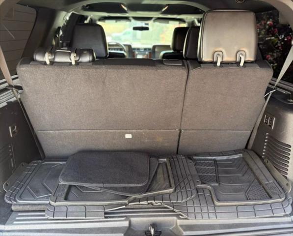 Photo of 2013 Black Lincoln Navigator