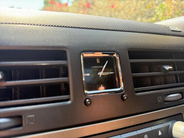 Photo of 2013 Black Lincoln Navigator