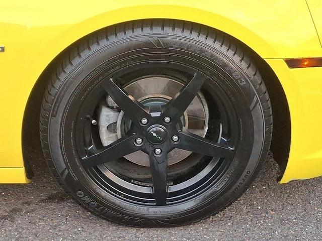 Photo of 2015 Bright Yellow - G7D Chevrolet Camaro