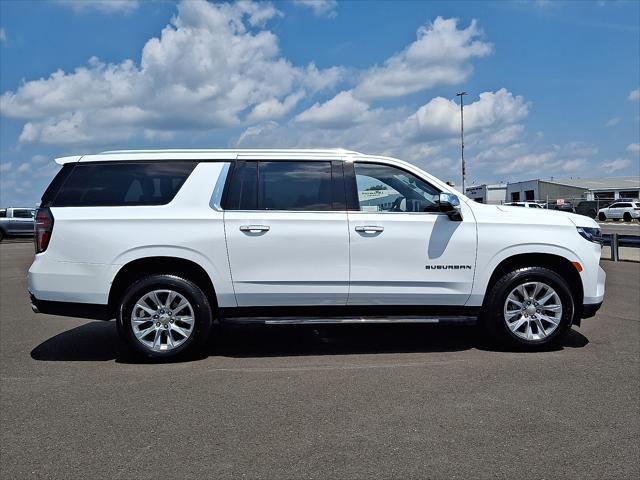 Photo of 2023 Summit White - GAZ Chevrolet Suburban
