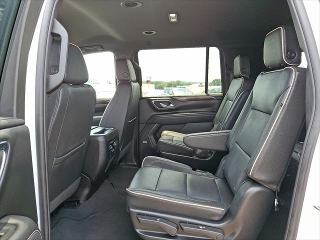 Photo of 2023 Summit White - GAZ Chevrolet Suburban