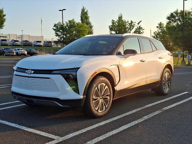 Photo of 2025 Summit White Chevrolet Blazer EV