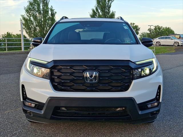Photo of 2022 Platinum White Pearl - WX Honda Passport