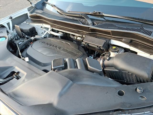 Photo of 2022 Platinum White Pearl - WX Honda Passport