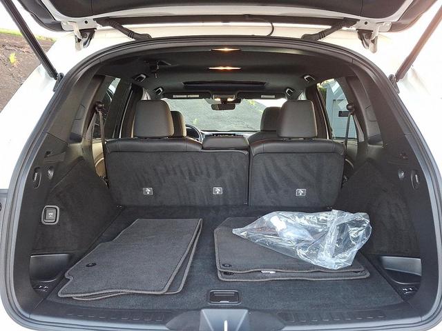 Photo of 2022 Platinum White Pearl - WX Honda Passport