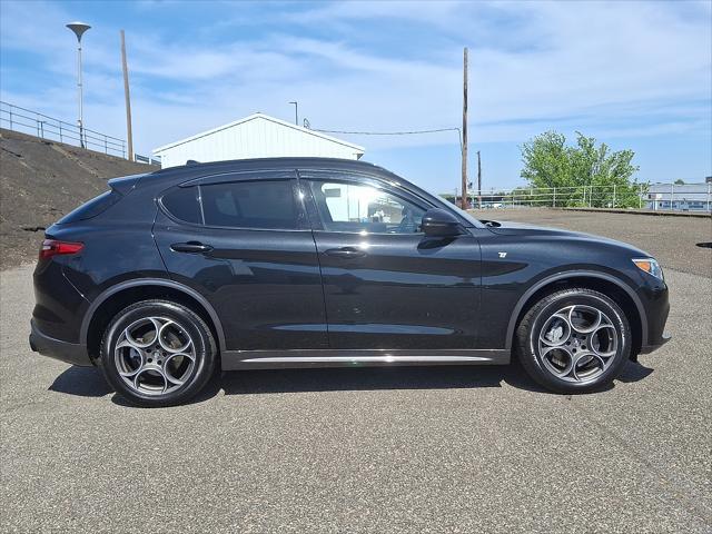 Photo of 2022 Vulcano Black Metallic - PXL Alfa Romeo Stelvio