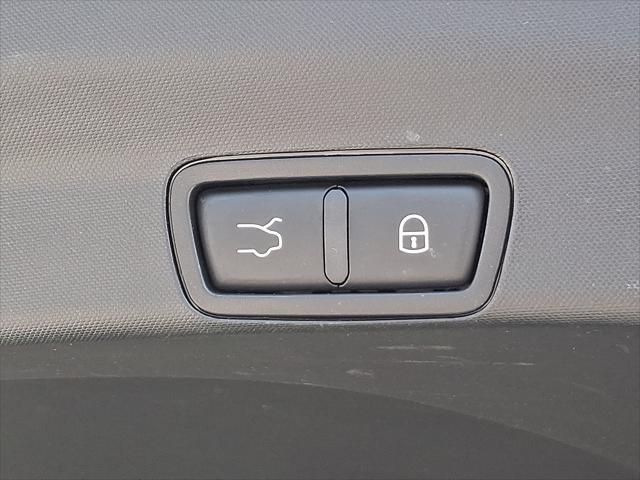 Photo of 2022 Vulcano Black Metallic - PXL Alfa Romeo Stelvio