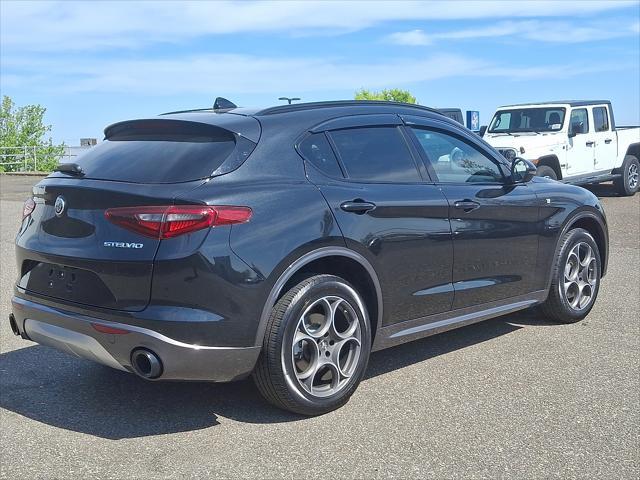 Photo of 2022 Vulcano Black Metallic - PXL Alfa Romeo Stelvio