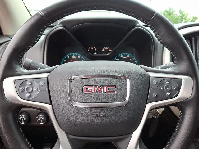 Photo of 2021 Summit White - GAZ GMC Canyon