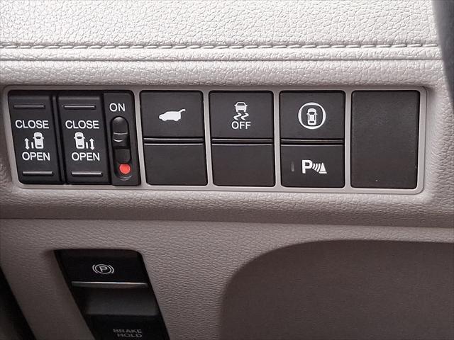 Photo of 2023 Obsidian Blue Pearl - BS Honda Odyssey