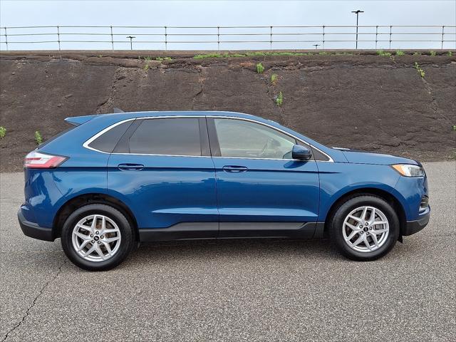 Photo of 2024 Atlas Blue Metallic - B3 Ford Edge