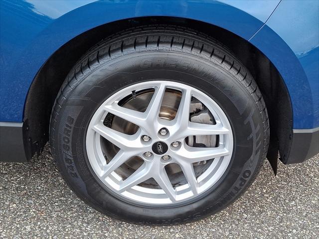 Photo of 2024 Atlas Blue Metallic - B3 Ford Edge