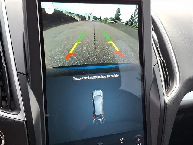Photo of 2024 Atlas Blue Metallic - B3 Ford Edge