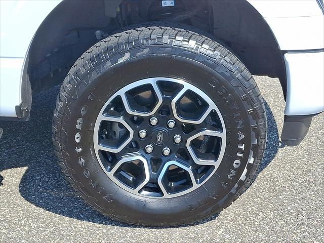 Photo of 2022 Oxford White - YZ Ford F-150