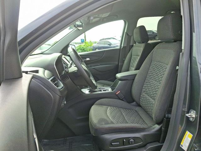 Photo of 2019 Nightfall Gray Metallic - G7Q Chevrolet Equinox