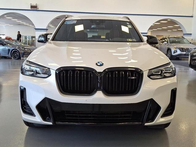 Photo of 2023 Mineral White Metallic BMW X3