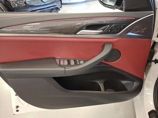 Photo of 2023 Mineral White Metallic BMW X3
