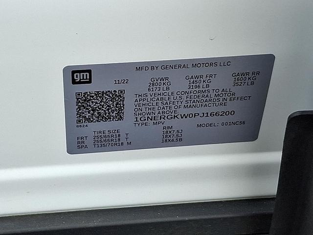 Photo of 2023 Summit White - GAZ Chevrolet Traverse