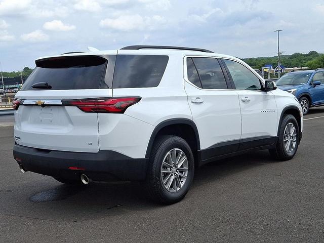 Photo of 2023 Summit White - GAZ Chevrolet Traverse