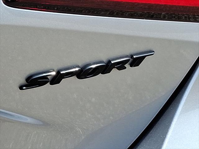 Photo of 2023 Lunar Silver Metallic - SI Honda Civic