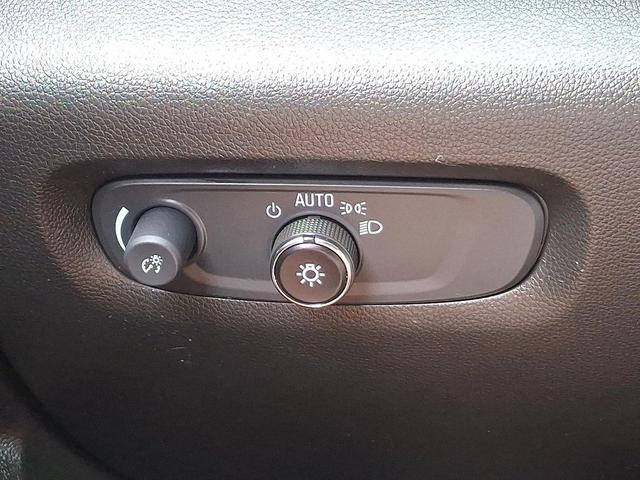 Photo of 2023 Northsky Blue Metallic - GA0 Chevrolet Traverse