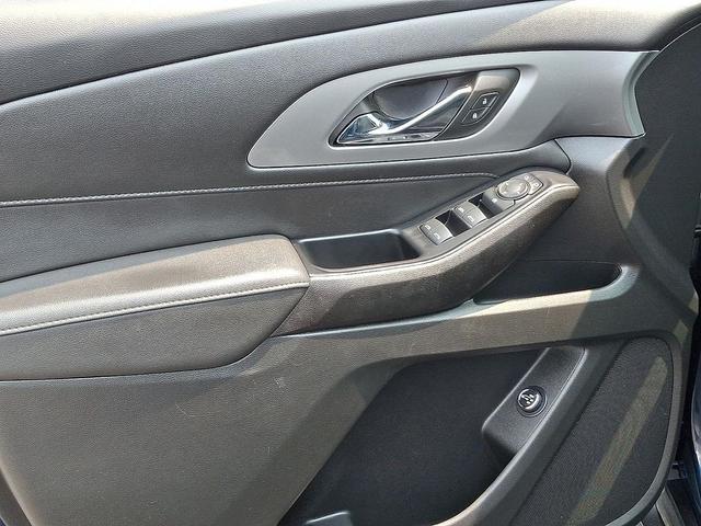 Photo of 2023 Northsky Blue Metallic - GA0 Chevrolet Traverse