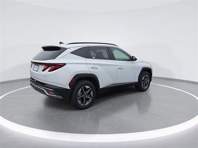 Photo of 2025 Serenity White Pearl Hyundai TUCSON