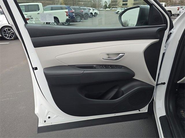 Photo of 2025 Serenity White Pearl Hyundai TUCSON