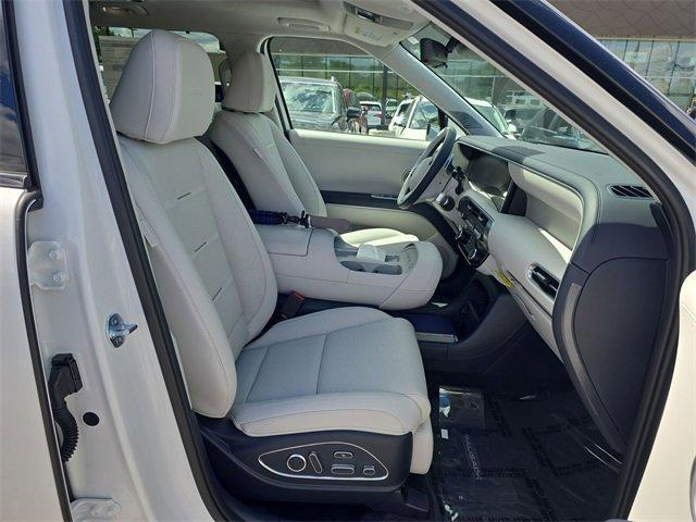 Photo of 2026 Creamy White Pearl Hyundai PALISADE