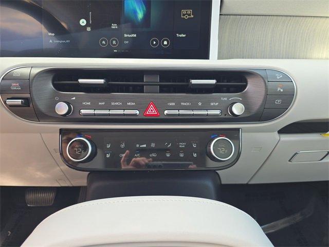 Photo of 2026 Creamy White Pearl Hyundai PALISADE