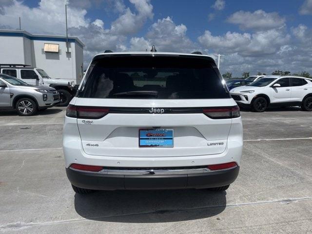 Photo of 2024 Bright White Jeep Grand Cherokee