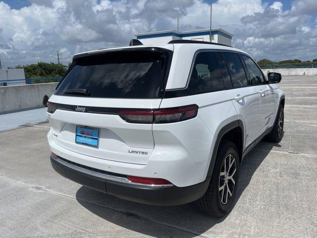Photo of 2024 Bright White Jeep Grand Cherokee